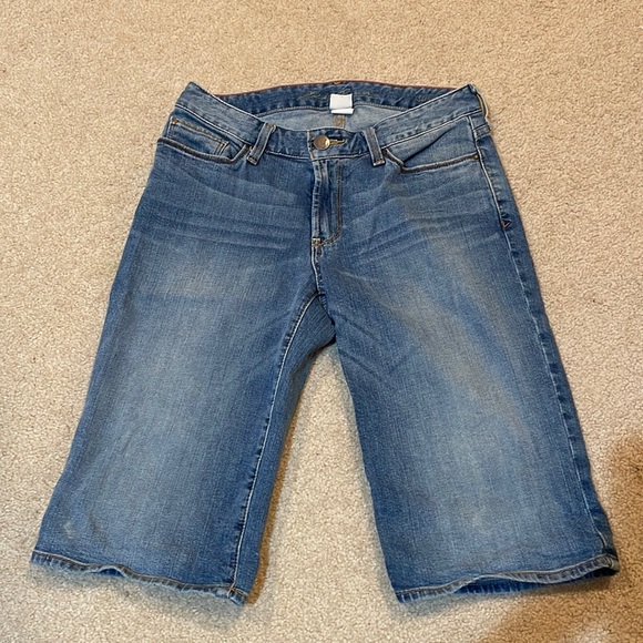 3/$20 - Eddie Bauer Denim Jeans Shorts, sz 2 - Picture 2 of 6